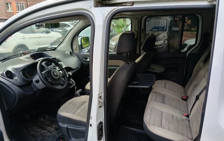 Renault Kangoo II рестайлинг, 2012 год, 700 000 рублей, 11 фотография