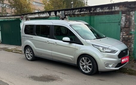 Ford Tourneo Connect II рестайлинг, 2022 год, 2 600 000 рублей, 1 фотография