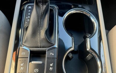 KIA Carnival III, 2019 год, 2 800 000 рублей, 15 фотография