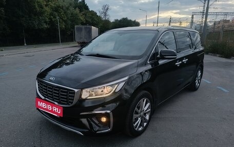 KIA Carnival III, 2019 год, 2 800 000 рублей, 8 фотография