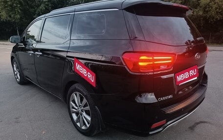 KIA Carnival III, 2019 год, 2 800 000 рублей, 6 фотография