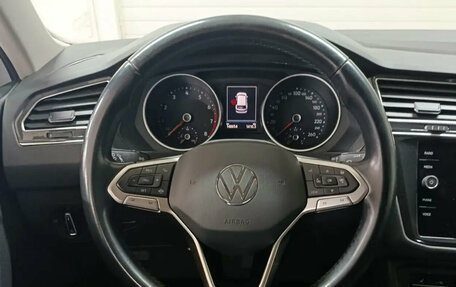 Volkswagen Tiguan II, 2021 год, 3 030 000 рублей, 10 фотография