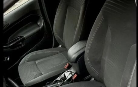 Ford Fiesta, 2016 год, 750 000 рублей, 4 фотография