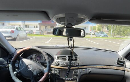 Mercedes-Benz E-Класс, 2002 год, 550 000 рублей, 4 фотография