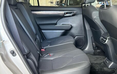 Toyota Highlander, 2026 год, 5 090 000 рублей, 26 фотография