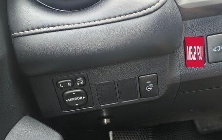 Toyota RAV4, 2019 год, 2 850 000 рублей, 10 фотография