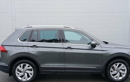 Volkswagen Tiguan II, 2021 год, 3 100 000 рублей, 7 фотография