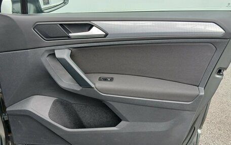 Volkswagen Tiguan II, 2021 год, 3 100 000 рублей, 23 фотография