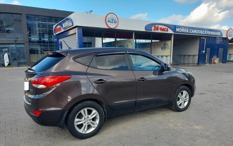 Hyundai ix35 I рестайлинг, 2013 год, 1 065 000 рублей, 2 фотография