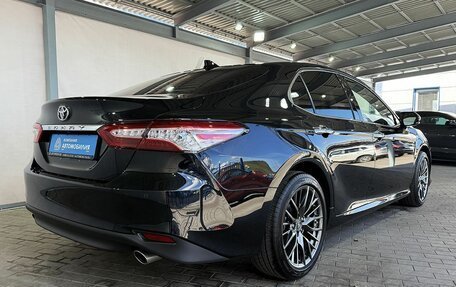Toyota Camry, 2023 год, 3 799 000 рублей, 5 фотография