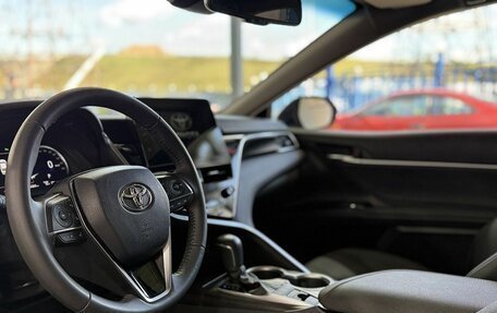 Toyota Camry, 2023 год, 3 799 000 рублей, 12 фотография