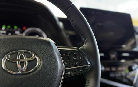 Toyota Camry, 2023 год, 3 799 000 рублей, 17 фотография