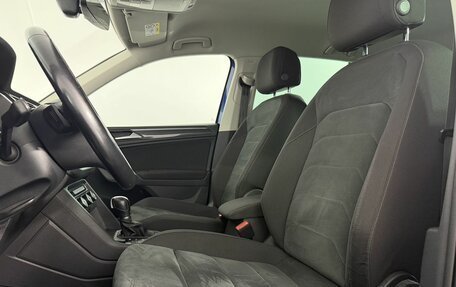Volkswagen Tiguan II, 2018 год, 2 350 000 рублей, 9 фотография