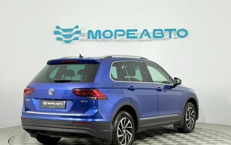 Volkswagen Tiguan II, 2018 год, 2 350 000 рублей, 5 фотография
