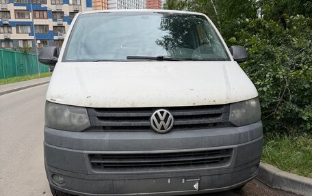 Volkswagen Transporter T5 рестайлинг, 2011 год, 900 000 рублей, 2 фотография