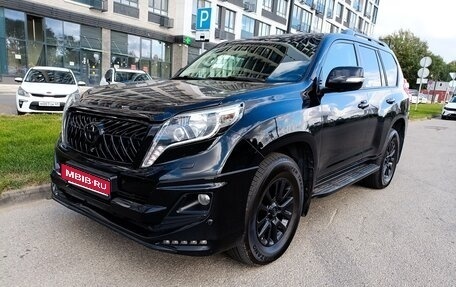 Toyota Land Cruiser Prado 150 рестайлинг 2, 2015 год, 3 980 000 рублей, 1 фотография