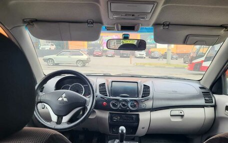 Mitsubishi L200 IV рестайлинг, 2010 год, 1 150 000 рублей, 6 фотография