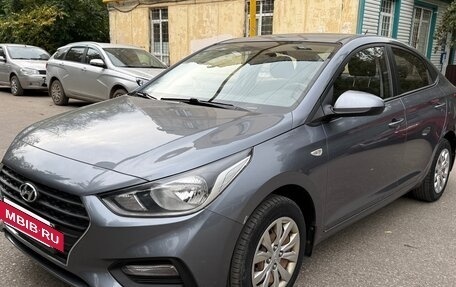 Hyundai Solaris II рестайлинг, 2017 год, 1 200 000 рублей, 7 фотография