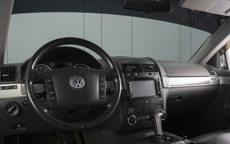 Volkswagen Touareg III, 2006 год, 1 070 000 рублей, 5 фотография