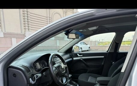 Skoda Octavia, 2010 год, 700 000 рублей, 3 фотография