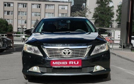 Toyota Camry, 2012 год, 1 650 000 рублей, 2 фотография