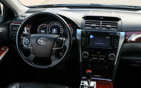 Toyota Camry, 2012 год, 1 650 000 рублей, 11 фотография