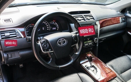 Toyota Camry, 2012 год, 1 650 000 рублей, 12 фотография