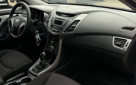 Hyundai Elantra V, 2015 год, 1 285 000 рублей, 12 фотография