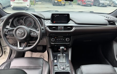 Mazda 6, 2017 год, 2 190 000 рублей, 10 фотография
