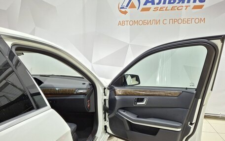 Mercedes-Benz E-Класс, 2012 год, 1 350 000 рублей, 28 фотография