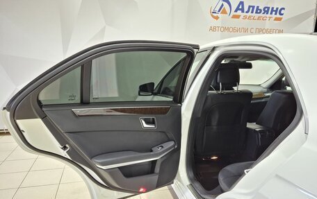 Mercedes-Benz E-Класс, 2012 год, 1 350 000 рублей, 25 фотография