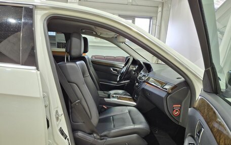 Mercedes-Benz E-Класс, 2012 год, 1 350 000 рублей, 30 фотография