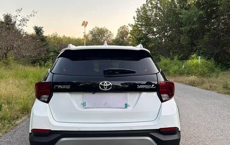 Toyota Yaris XP150 рестайлинг, 2023 год, 1 710 000 рублей, 5 фотография