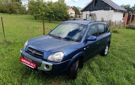Hyundai Tucson III, 2006 год, 950 000 рублей, 2 фотография