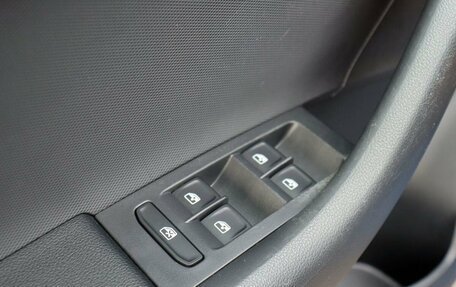 Skoda Rapid I, 2018 год, 1 300 000 рублей, 14 фотография