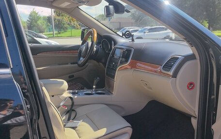 Jeep Grand Cherokee, 2012 год, 1 350 000 рублей, 16 фотография