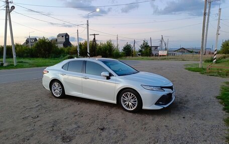 Toyota Camry, 2019 год, 2 900 000 рублей, 3 фотография