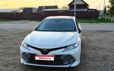 Toyota Camry, 2019 год, 2 900 000 рублей, 5 фотография