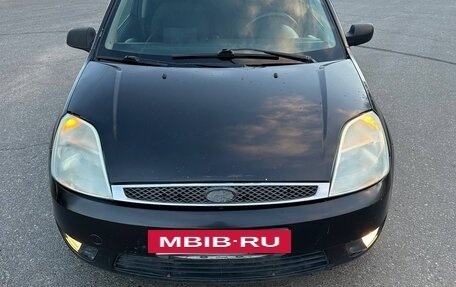 Ford Fiesta, 2005 год, 240 000 рублей, 3 фотография