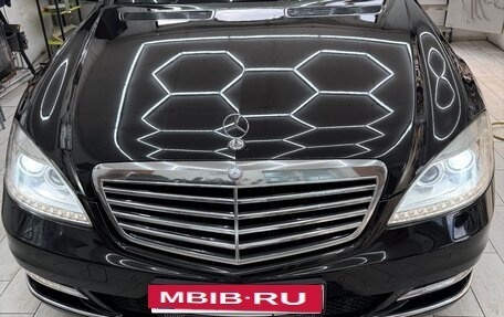 Mercedes-Benz S-Класс, 2010 год, 1 950 000 рублей, 3 фотография