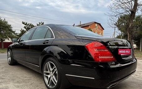 Mercedes-Benz S-Класс, 2010 год, 1 950 000 рублей, 27 фотография