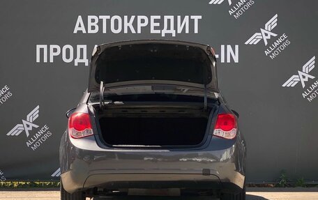 Chevrolet Cruze II, 2010 год, 590 000 рублей, 7 фотография