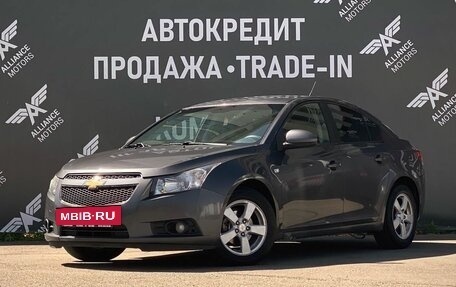 Chevrolet Cruze II, 2010 год, 590 000 рублей, 3 фотография