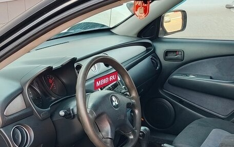 Mitsubishi Outlander III рестайлинг 3, 2003 год, 375 000 рублей, 5 фотография