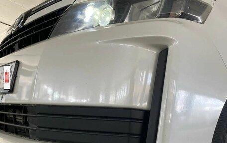 Toyota Voxy III, 2014 год, 1 795 000 рублей, 10 фотография