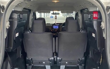 Toyota Voxy III, 2014 год, 1 795 000 рублей, 16 фотография