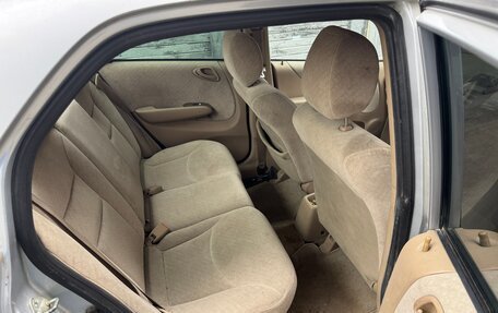 Honda Fit III, 2003 год, 70 000 рублей, 9 фотография