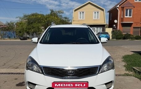 KIA cee'd I рестайлинг, 2010 год, 950 000 рублей, 2 фотография