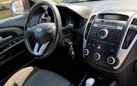 KIA cee'd I рестайлинг, 2010 год, 950 000 рублей, 14 фотография