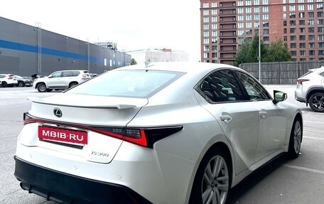Lexus IS III, 2021 год, 3 690 000 рублей, 8 фотография